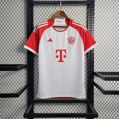 23-24 Bayern thuis