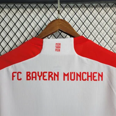 23-24 Bayern home