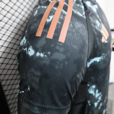 24-25 Bayern away player version jersey