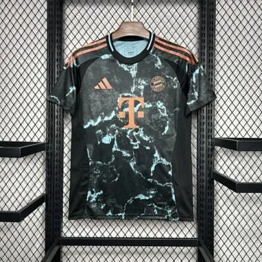 Camisa de futebol do Bayern para jogos fora de casa, n.º 24-25
