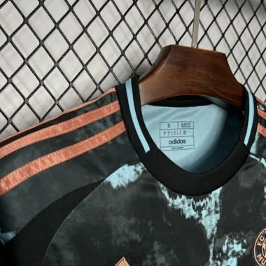 24-25 Bayern away Jersey