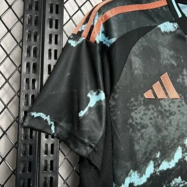 24-25 Bayern away Jersey