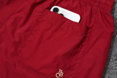 Ensemble coupe-vent rouge Bayern 24-25 - $56