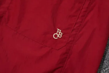 Ensemble coupe-vent rouge Bayern 24-25 - $56