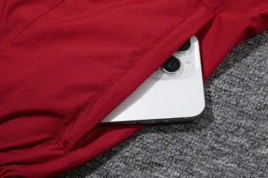 Ensemble coupe-vent rouge Bayern 24-25 - $56