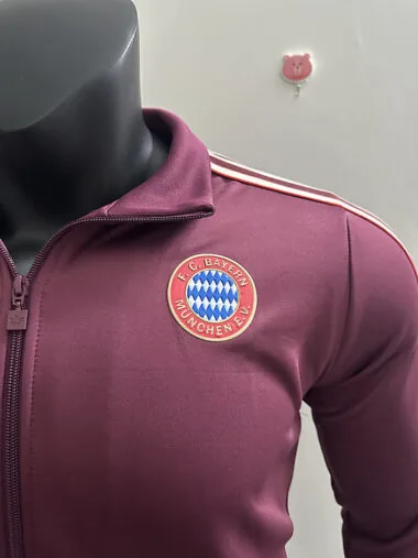 25-26 Bayern red retro model jacket
