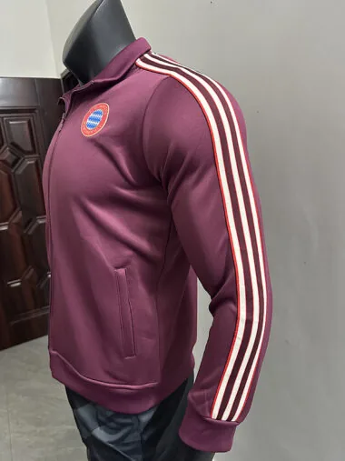 25-26 Bayern red retro model jacket