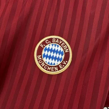 Camisa especial vermelha do Bayern 25-26