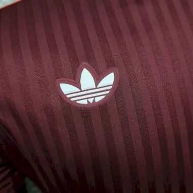 25/26 Bayern Terrace Icons Jersey Player Version