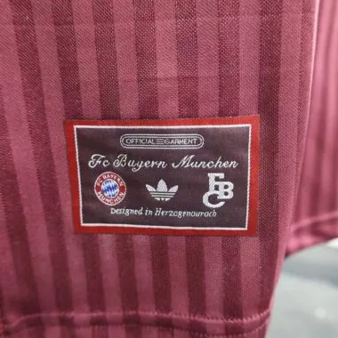 25/26 Bayern Terrace Icons Jersey Player Version