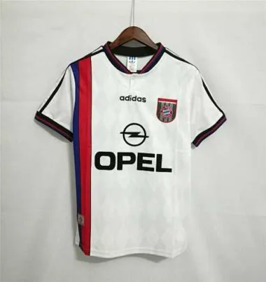95-96 Bayern de Munique, equipamento branco de deslocado
