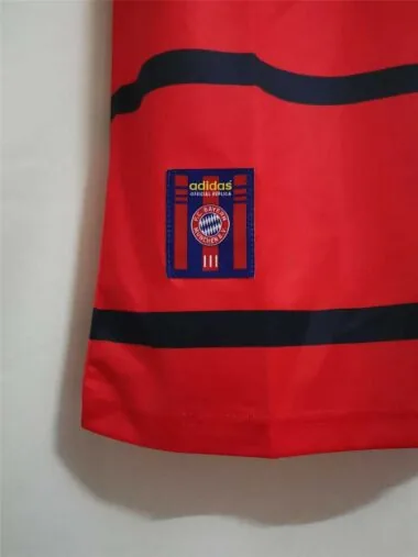 98-01 Bayern de Múnich (fuera de casa)