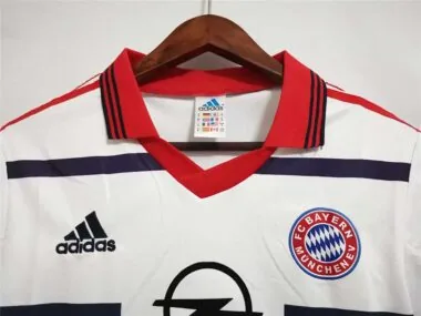 98-01 Bayern de Múnich (fuera de casa)