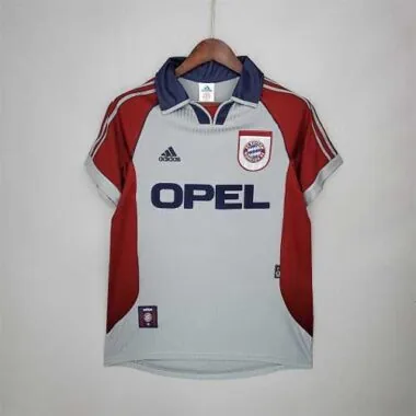 98-99 Bayern de Munique (fora de casa)