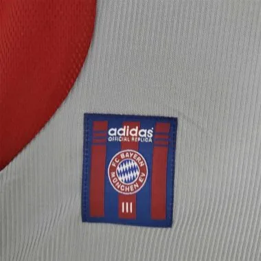 98-99 Bayern Munich away