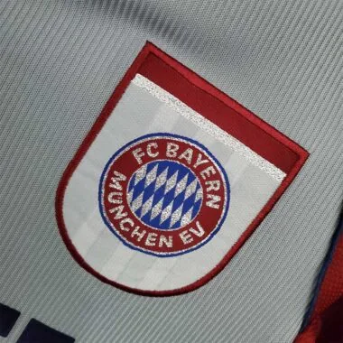 98-99 Bayern Munich away