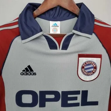 98-99 Bayern Munich away