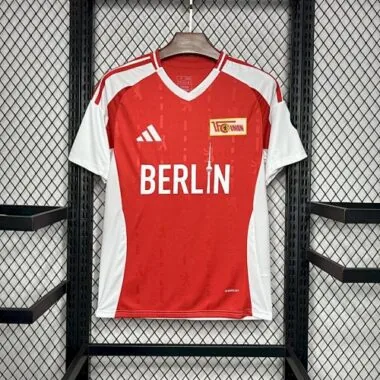 Camisa de futebol do Union Berlin para jogos em casa, 24-25