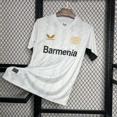 Camiseta de visitante del Bayer 04 Leverkusen de la temporada 24-25