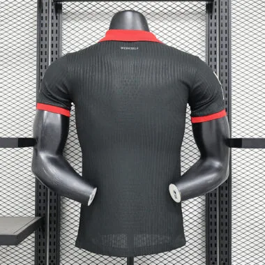 Camiseta de jugador de la edición del 120.º aniversario del Bayer Leverkusen (24-25)