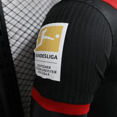 Camiseta de jugador de la edición del 120.º aniversario del Bayer Leverkusen (24-25)