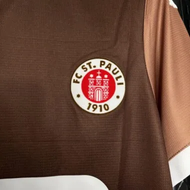 Maillot domicile du FC St. Pauli 24-25