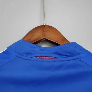 2004 France home