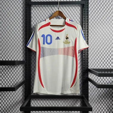 2006 France away white