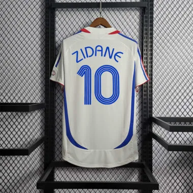 2006 France away white
