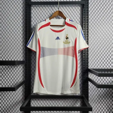 2006 France away white