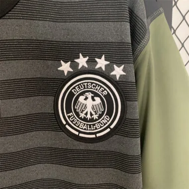 Camiseta retro de Alemania para partidos fuera de casa de 2016