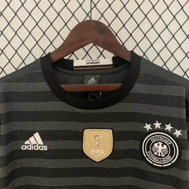 Camiseta retro de Alemania para partidos fuera de casa de 2016