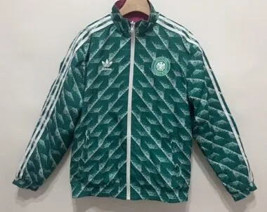 24-25 Germany reversible windbreaker