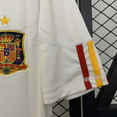 Camiseta retro de la selección de España para partidos fuera de casa, temporada 11-12