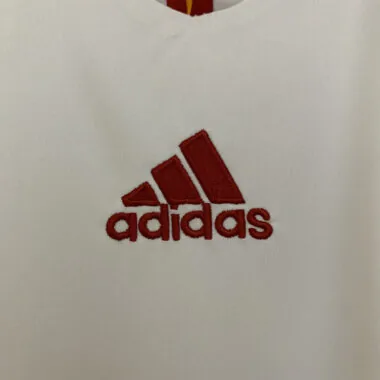 Camiseta retro de la selección de España para partidos fuera de casa, temporada 11-12