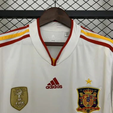 Camiseta retro de la selección de España para partidos fuera de casa, temporada 11-12