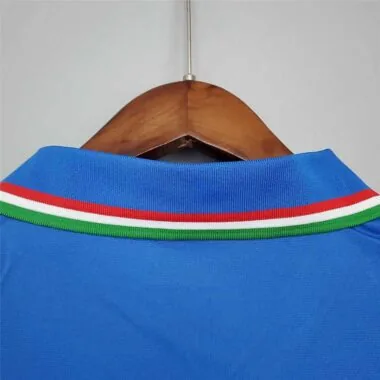 1982 Italy home