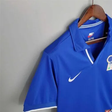 1998 Italy home