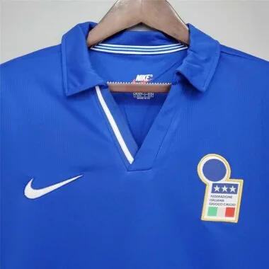 1998 Italy home