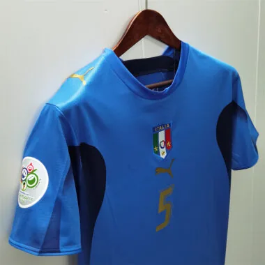 2006 Italy home blue
