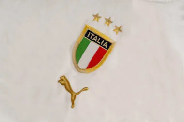Retro Italy 2004 Away soccer Jersey