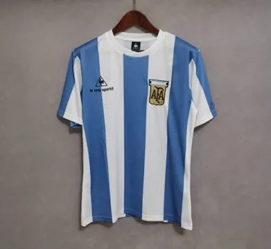 1985 Argentina home