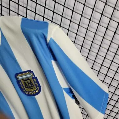 1986 Argentina home