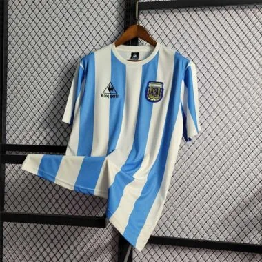 1986 Argentina home