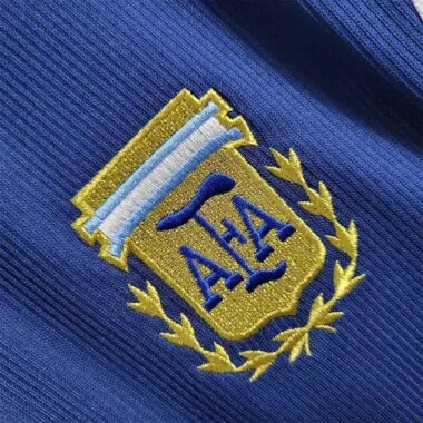 1998: Partido fuera de casa contra Argentina