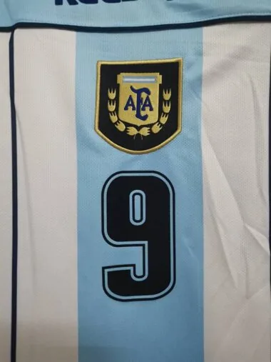 2000 Argentina home