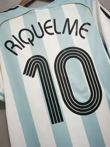 2006 Argentina home