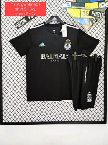 24-25 Argentinië, zwart trainingspak met Bling-logo