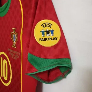 2004 Portugal home red