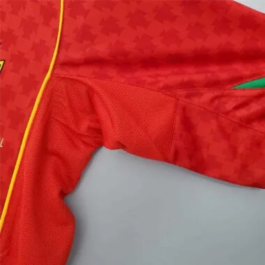 2004 Portugal home red